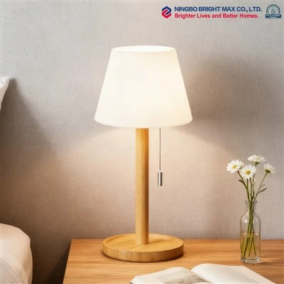 Lampu Meja Bertenaga Baterai Dalam Ruangan